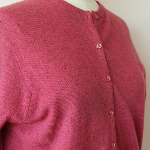 Vintage 1960s Sweater, Pink Cashmere Cardigan by Ballantyne, Size 36, Scotland - Picture 5 of 10